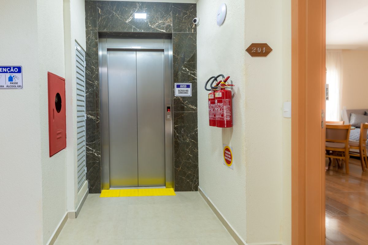 Hotel com elevador